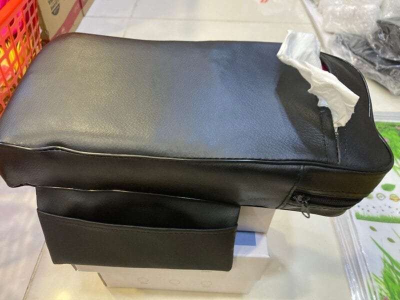 Car Armrest Box Height Pad Universal Central Elbow Rest Support Leather Auto Armrest Cover With Tissue Holder Armrest Cover - Image 2