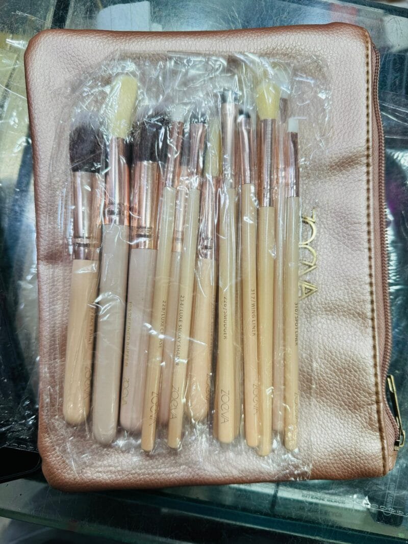 Make Up Eye Brushes Set, Lover Bar 15pcs Makeup Brush- with Travel Organizer  with pouch(random color) - Image 2