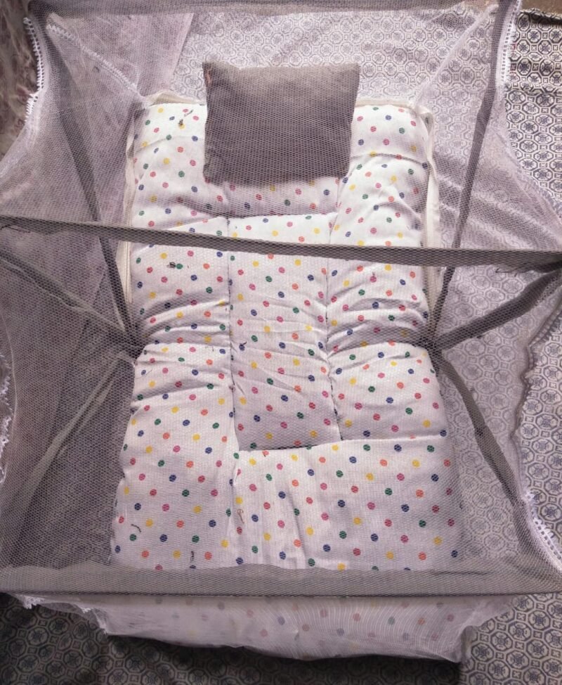 Fancy Baby Sleeping Bed  Foldable Baby  Bed Crib Mosquito Mat For baby  Bed With Pillow Small size  (blue color )) - Image 6