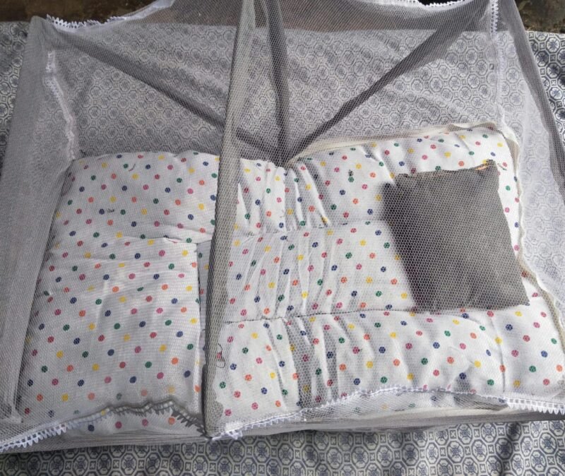 Fancy Baby Sleeping Bed  Foldable Baby  Bed Crib Mosquito Mat For baby  Bed With Pillow Small size  (blue color )) - Image 9