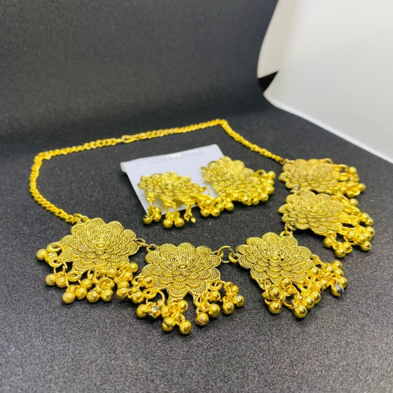 AFGHANI FLOWER CHOKER FOR ALL AGES GOLD - Image 2