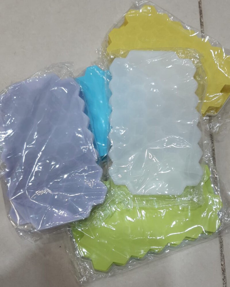 Silicone Ice Tray With Plastic Cover Cap | Push Pop Out Round Mini Ice Cube Trays - (1 PC) (random Color) - Image 3